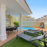 Solymar - Private Heated Pool & Fiber-optic Wifi וילה