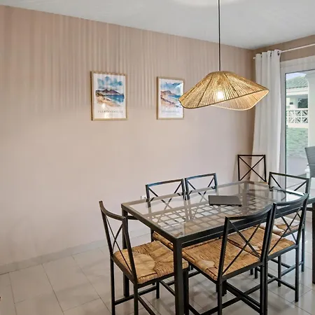 Solymar - Private Heated Pool & Fiber-optic Wifi Villa Corralejo