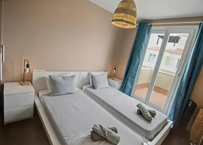 Solymar - Private Heated Pool & Fiber-optic Wifi Corralejo