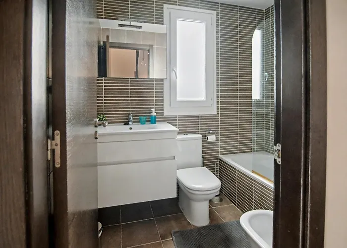 Solymar - Private Heated Pool & Fiber-optic Wifi Villa