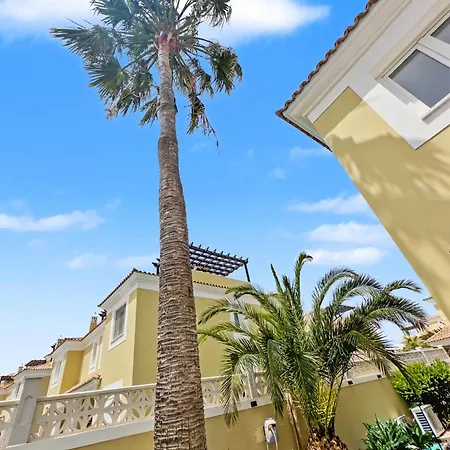 Villa Solymar - Private Heated Pool & Air Conditioning * Κοραλέχο