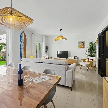 Villa Solymar - Private Heated Pool & Air Conditioning Βίλα