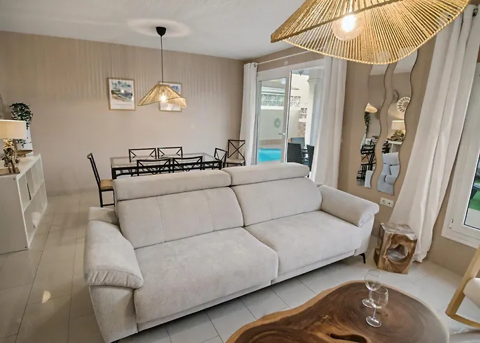 Solymar - Private Heated Pool & Fiber-optic Wifi * Corralejo